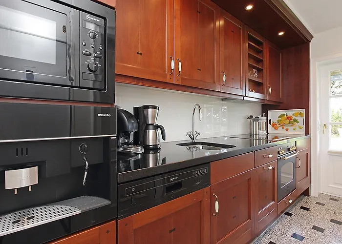 Semesterbostad Bröns Fén Kampen